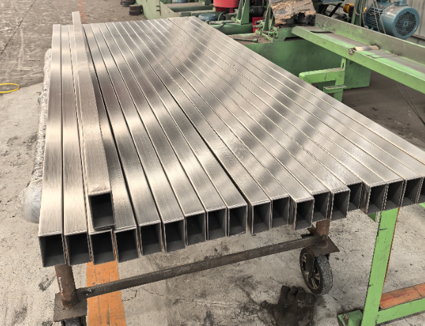 平凉方管 矩形管 无缝方管生产厂家